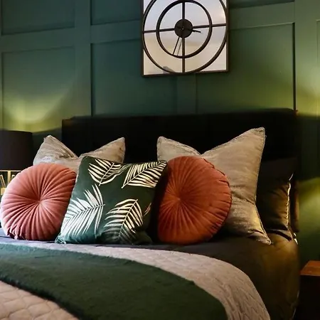 Affittacamere Boutique 5 Bed On Birdwell Road - Free Parking